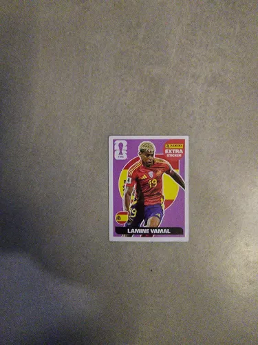 Vendo figurinha legend Lamine Yamal regular 