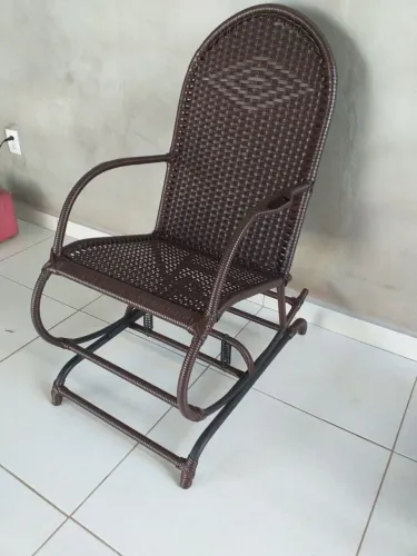 Fábrica de cadeiras de balanço 