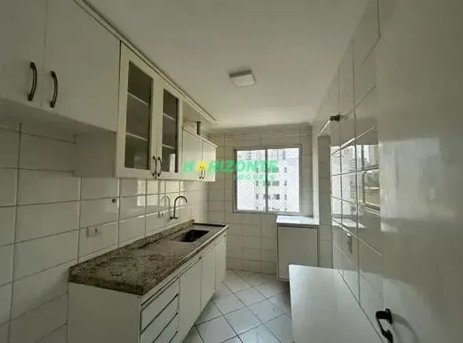 Apartamento com 3 dormitórios para alugar, 66 m² por R$ 3.815,62/mês - Jardim Alvorada - S