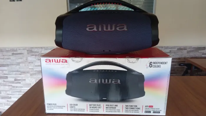 Bombox aiwa 