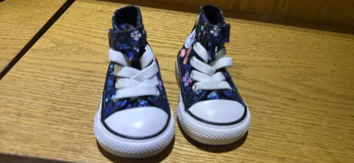 All star novo 10cm (número 14/15)