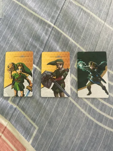 5 Amiibo cards Zelda