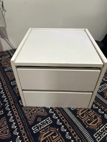 Mesa de cabeceira de parede