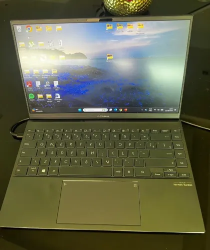 Notebook Asus Zenbook UX425EA