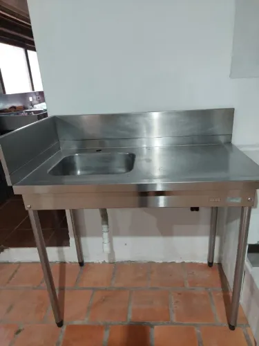 Pia de aço inox