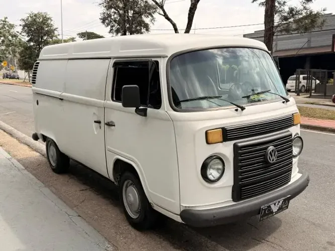 Volkswagen Kombi Furgão 1.4 MI Total Flex 8V 2011