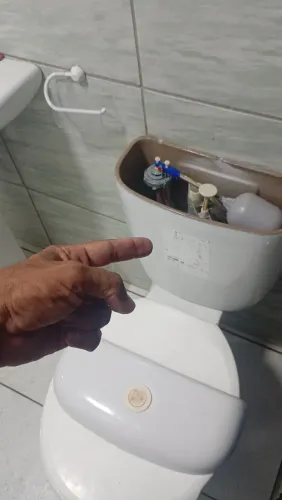 Bombeiro hidráulico encanador trabalha todos os bairros de Fortaleza 24 H