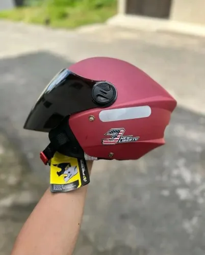 Capacete para moto.
