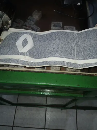 Decalque lateral logan a partir de 2014