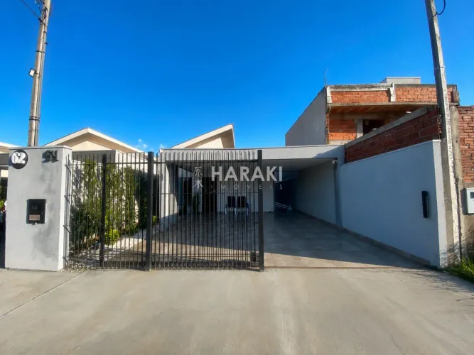 Casa a venda no bairro Jardim Barcelona - Maringá/PR