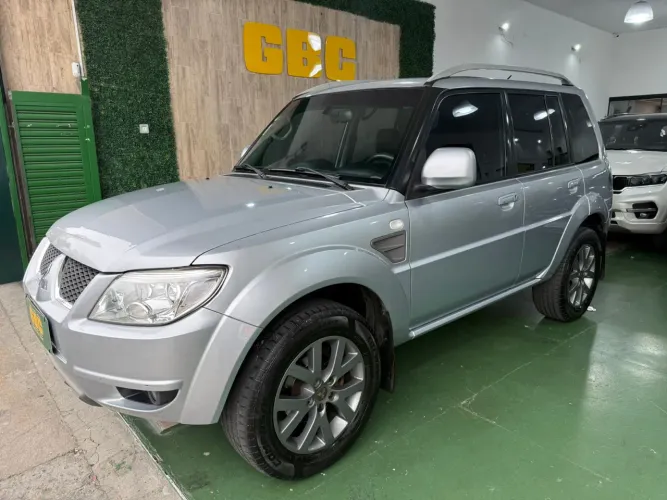 Mitsubishi Pajero TR4 2.0 Flex 16V 4X2 Aut. 2015