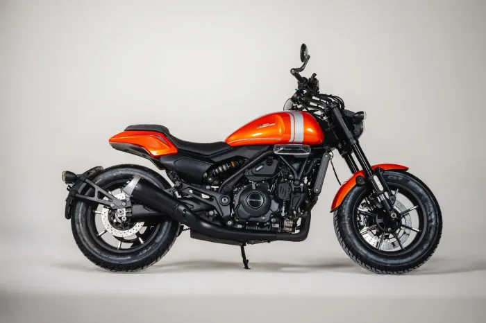SBM 600C CUSTOM 2026