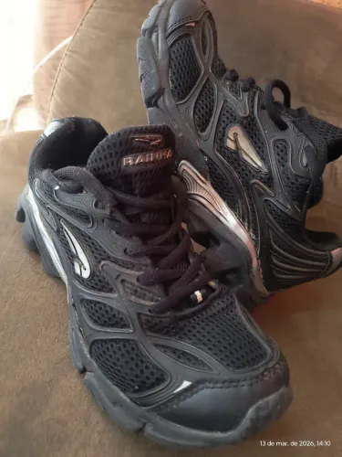 Tênis Rainha Light trainer número 35 original 