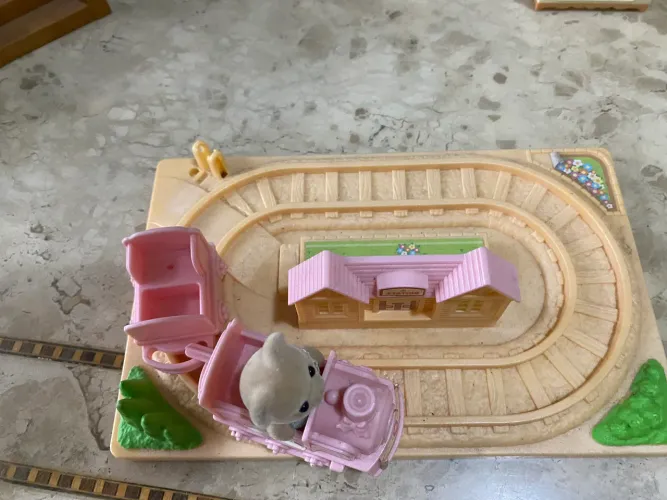 Sylvanian families trenzinho