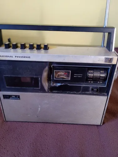 Rádio gravador antigo National Panasonic modelo RQ-434S FAVOR LER A DESCRIÇÃO
