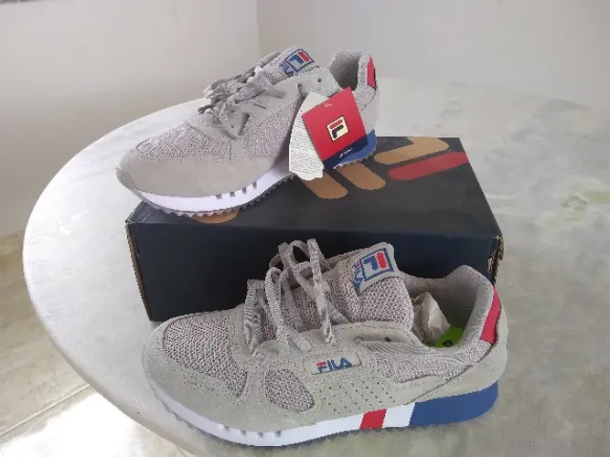 Tenis