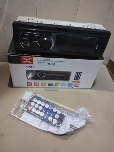 Rádio automotivo