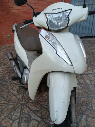 VENDO OU TROCO HONDA BIZ 125 2020