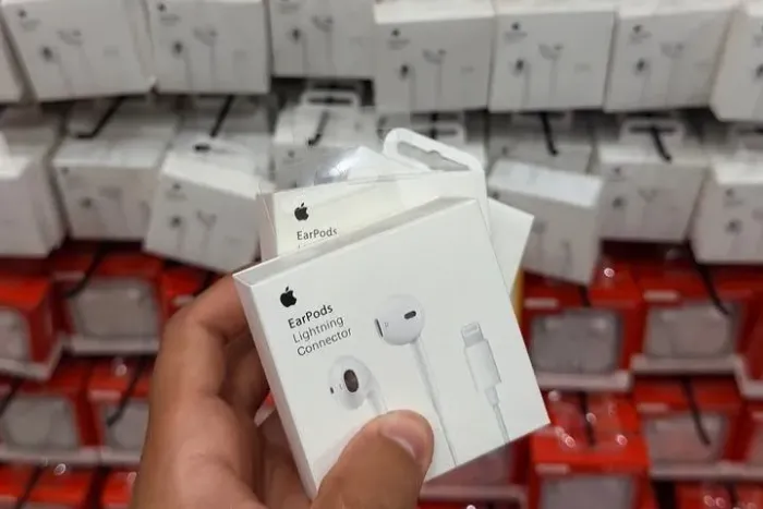 Fones com entrada Tipo C