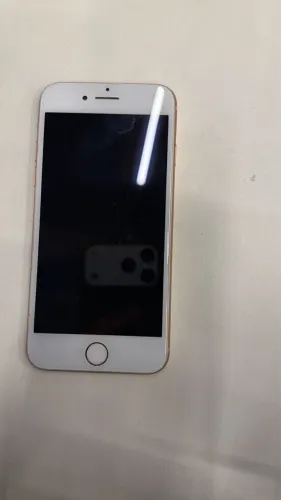 iPhone 8