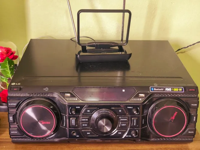 Som Xboom RMS 1800 W