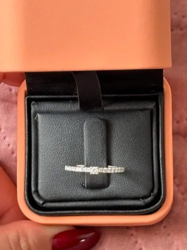 ANEL SOLITÁRIO VIVARA OURO BRANCO 18K COM DIAMANTES 0,27 CT - NOVO
