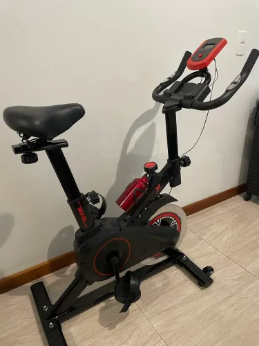 BICICLETA ERGOMÉTRICA 