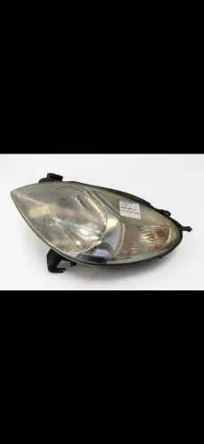 Farol do xsara picasso