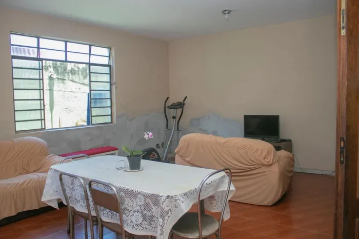 Casa à Venda - Aparecida, 5 Quartos, 360 m2