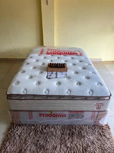 Cama BOX NOVA DE CASAL Molas Ensacadas e Espuma D29 Excelente Soft Gel