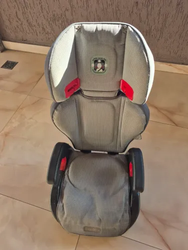 Cadeira para  auto