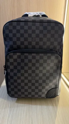 Mochila Louis Vuitton Damier Graphite.