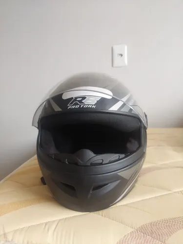 Capacete Moto Esportivo Fechado Pro Tork R8 Viseira Cristal
