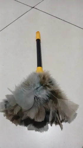Espanador com penas naturais de peru novo 35 cm