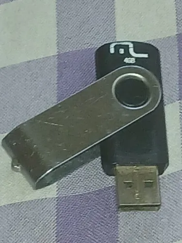 Pen Drive 4GB com Músicas - Pronto para Ouvir
