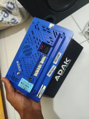 Vendo multimídia adak 9 pol