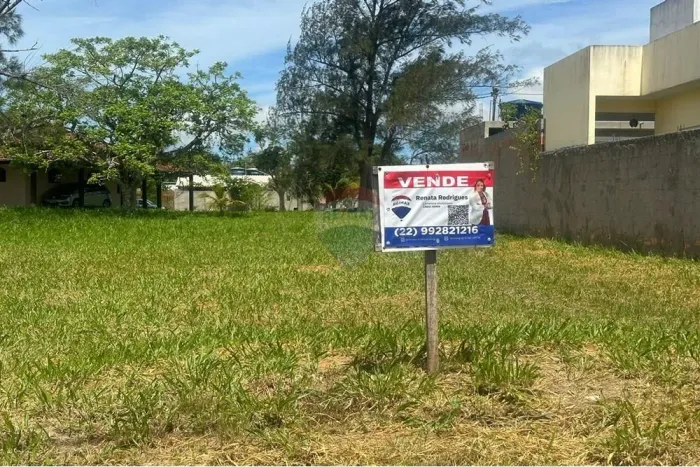 Terreno a venda, Ótima oportunidade para você que gosta de morar onde todos tiram férias .