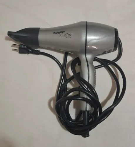 Secador de cabelo