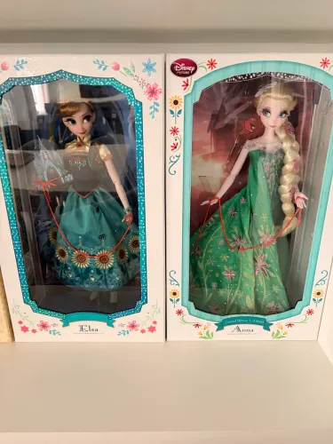 Boneca limitada disney Frozen Fever Elsa e Anna
