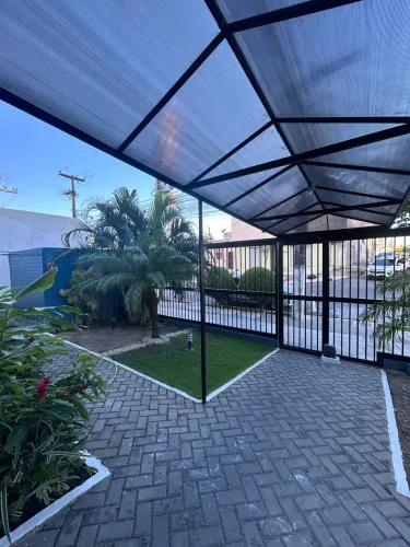 Alugo quarto e sala mobiliado no Farol
