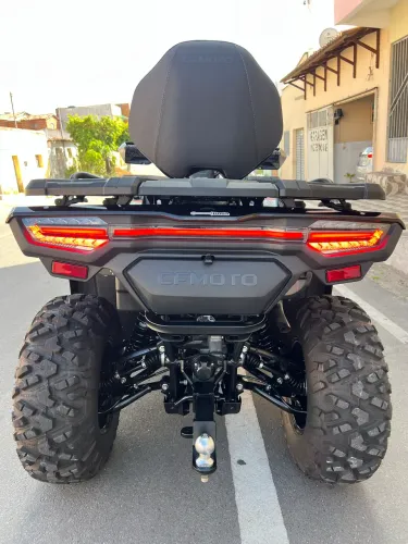 Cforce 520L 2025 muito novo