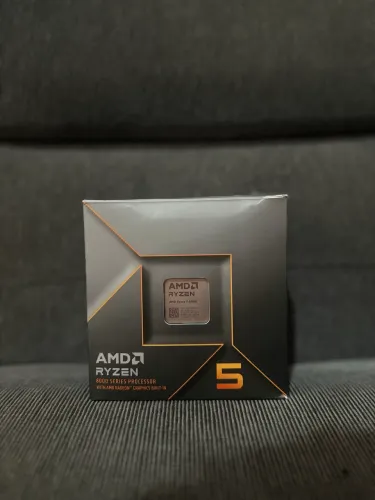 Ryzen 5 8500G AM5 - Novo, Nunca Usado - 6C/12T + Radeon 740M
