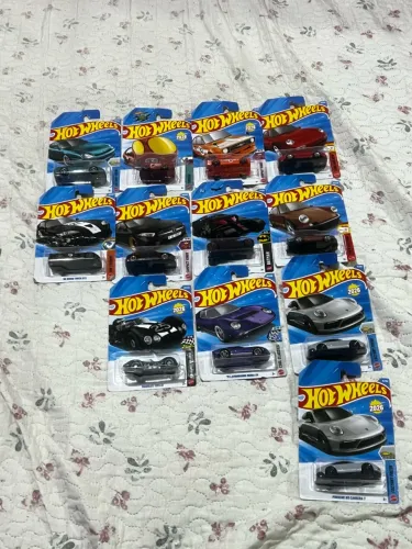 Carrinhos Hotwheels coleção