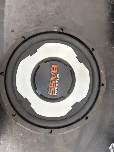 Vendo auto falante