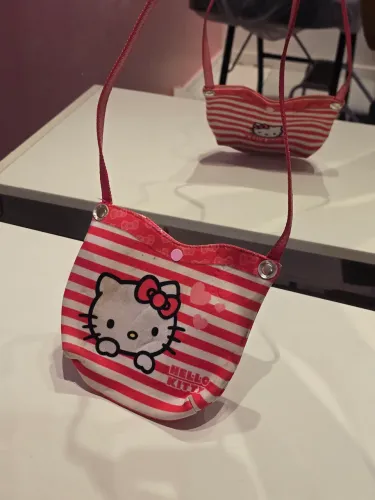 Mini bolsinha Hello Kitty original C&A
