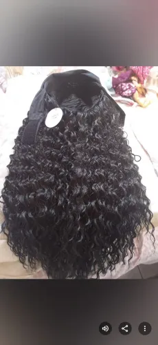 Peruca orgânica cacheado com a tira preta 60 cm