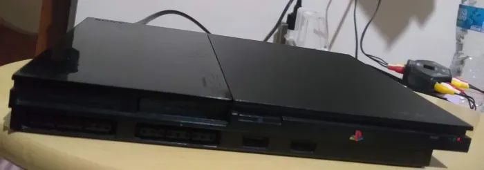 PlayStation 2slim com defeito.
