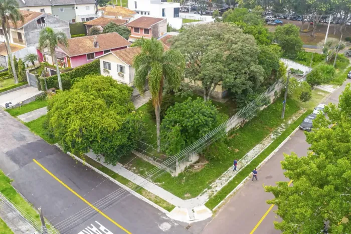 Terreno de esquina no Orleans com 480,00m2