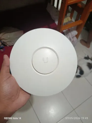 Access Point Ubiquiti UniFi - Wi-Fi Profissional de Alta Qualidade