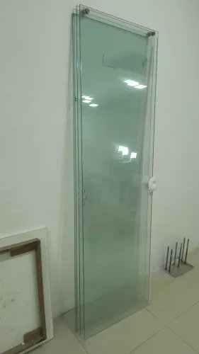 Vendo porta de vidro